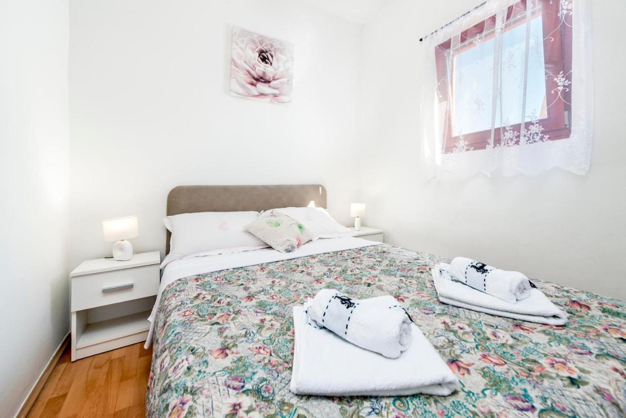 Studio Nena Rovinj Exteriör bild
